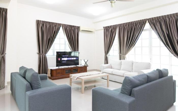 Tanjung Bungah 6BR 20Pax Bungalow w/ Snooker BBQ
