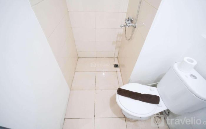 Comfy 1BR Tamansari Prospero Sidoarjo By Travelio