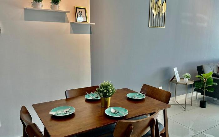 Serene Retreat @ JB Mosaic 2+1BR 4Queen 8-14pax