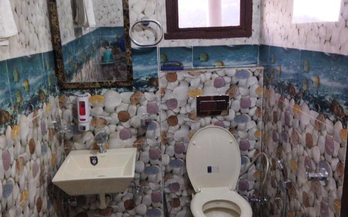 The Breeze Home Stay