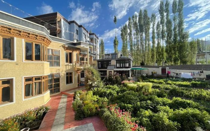 Zaltak Guest House