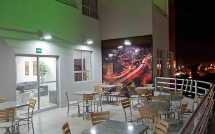 Serras Hotel