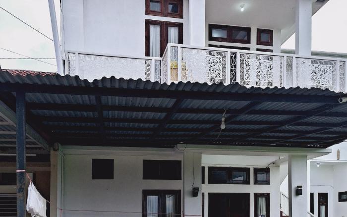 RedDoorz Syariah @Galliano Homestay Bukittinggi