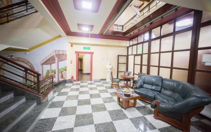 BUCHAREST COMFORT SUITES