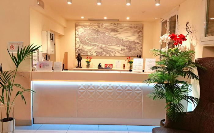 HOTEL LAGUNA RESIDENCE