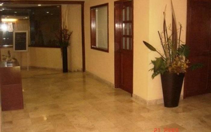 Hotel & Suites Real del Lago