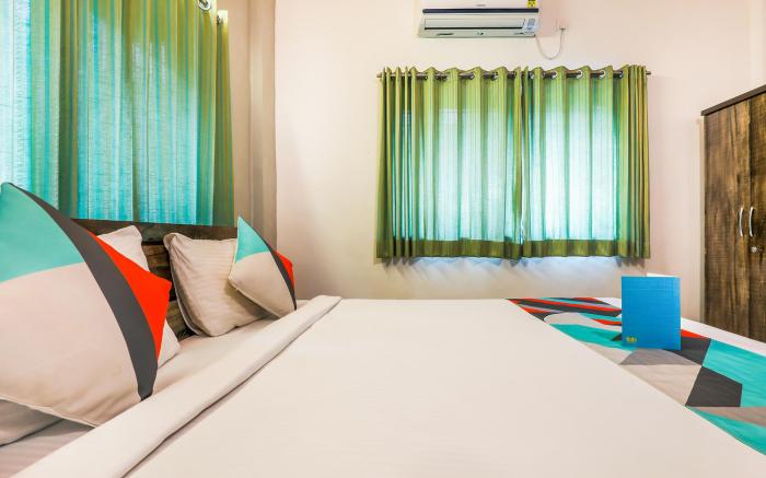 FabExpress Diamond Residency, Airport Road