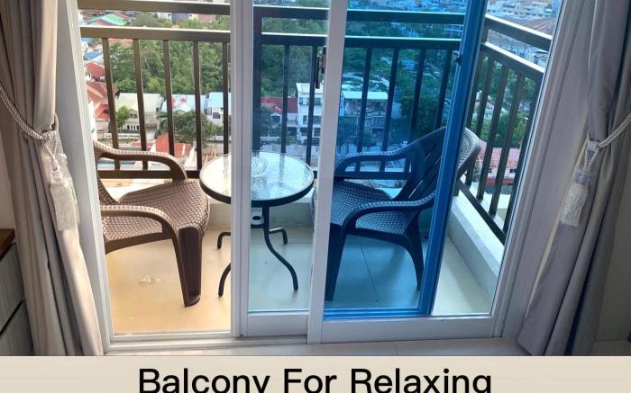 Wiwi Formosa Residence-Twin Bed-Balcony-Netflix