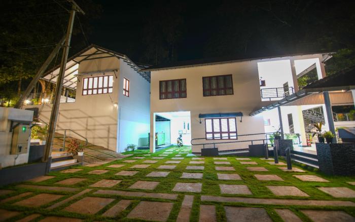 B Camp Resorts And Homestays