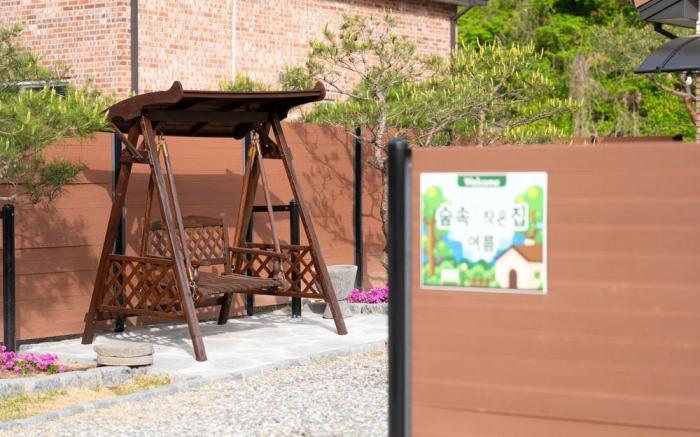 Chuncheon Soopsog Jageun Jib Pension