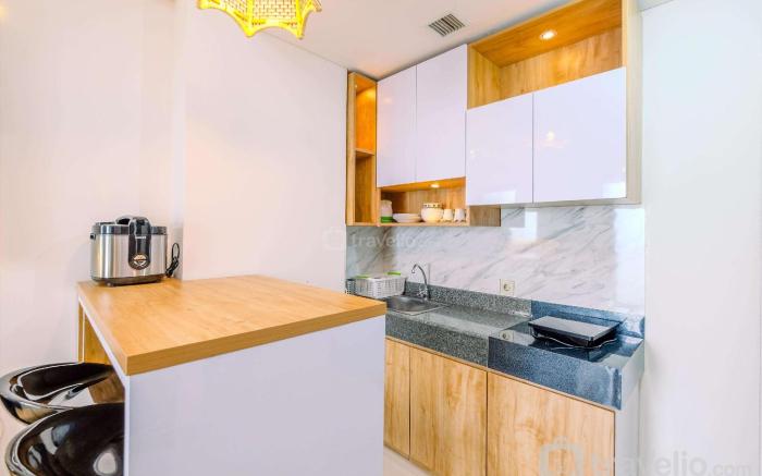 Cozy 2BR Transpark Cibubur near Mall By Travelio