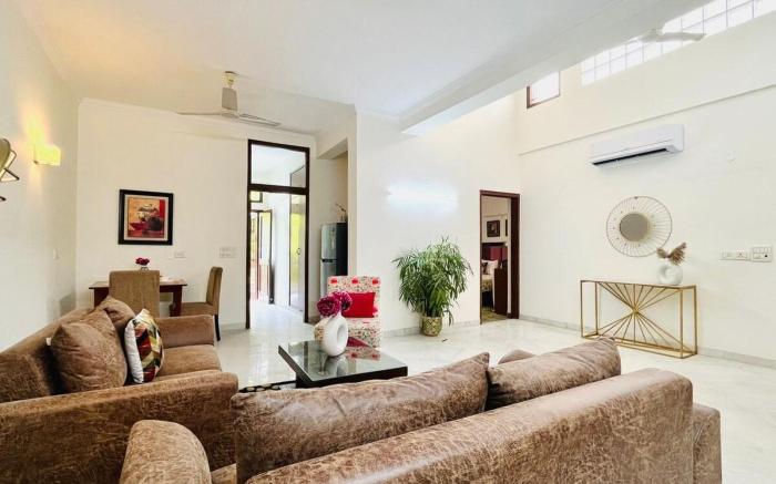 BluO 2BHK Panchsheel Enclave -Balcony, Parking