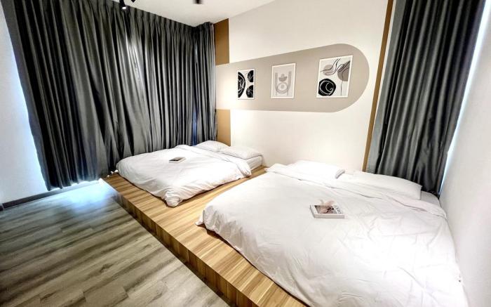 Midvalley Mosaic Muji w 3BR bathtub