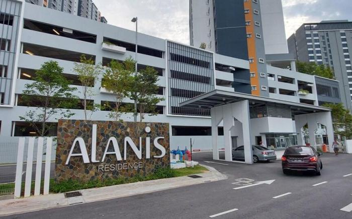 KLIA Alanis Residence Luxury Condo Free Park wi-fi
