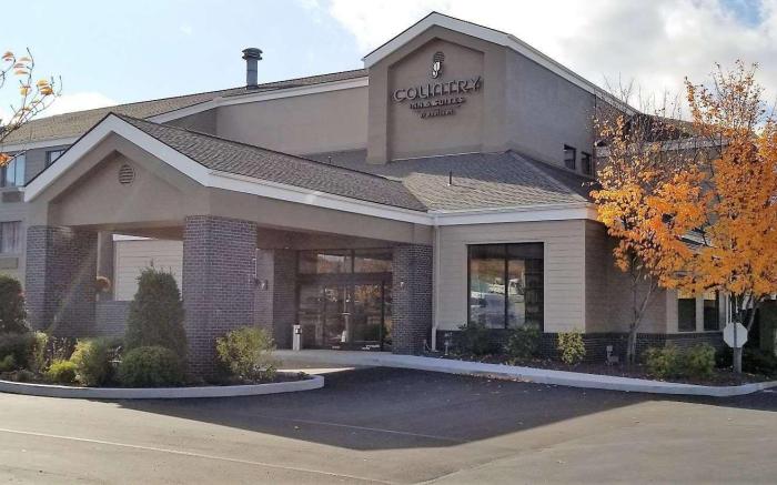 Country Inn & Suites by Radisson, Erie, PA