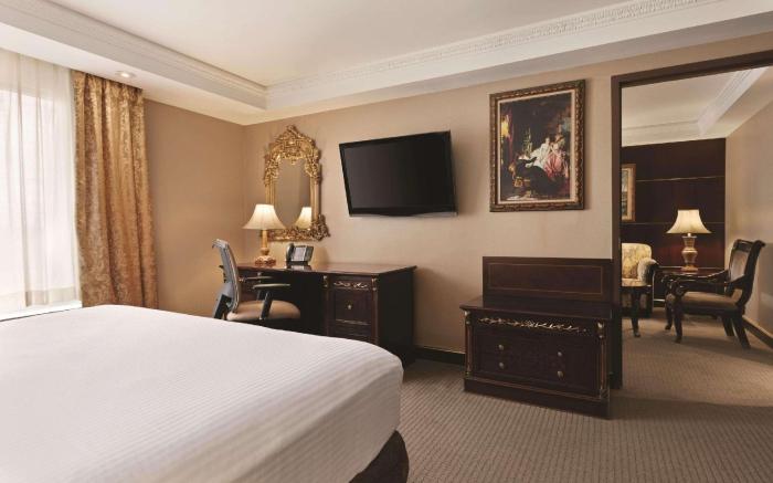 Radisson Hotel Toronto Airport West