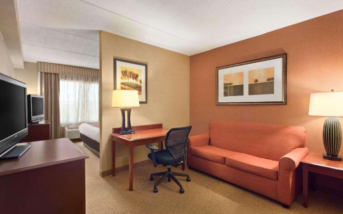 Country Inn & Suites by Radisson Nashville Airport TN