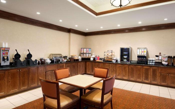Country Inn & Suites by Radisson, Oklahoma City - Quail Springs, OK