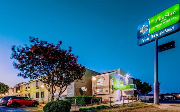 Travelodge by Wyndham San Antonio Downtown Northeast
