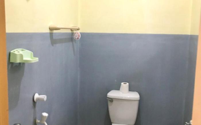 AC Room1 + Private CR, Near Hagnaya Port & Beaches