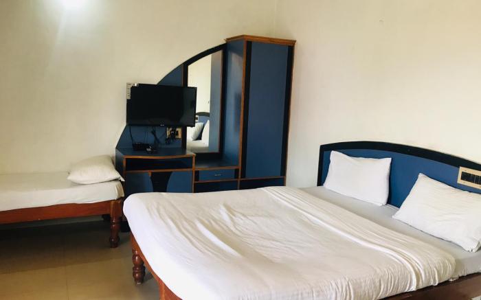 Ice Berg Deluxe Lodge