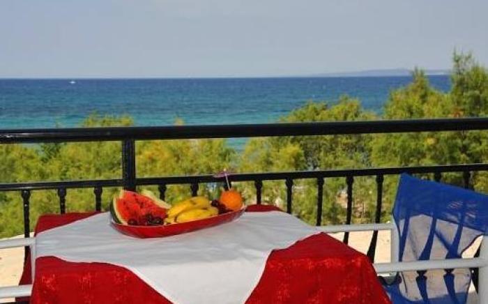 Fiore Hill Sea View Studios