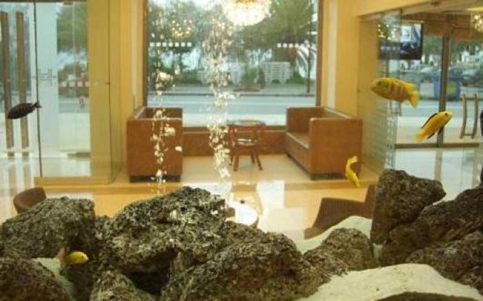 Hotel Flisvos