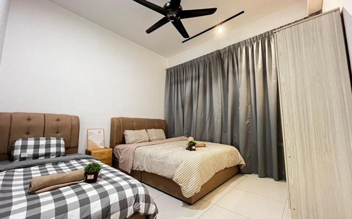 Vibrant Greenfield Home - 5 mins to Sunway Pyramid