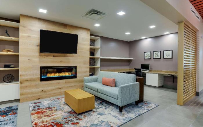 Country Inn & Suites by Radisson, Cumming, GA