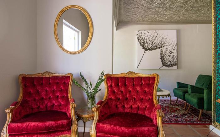 Rozenburg Guest House