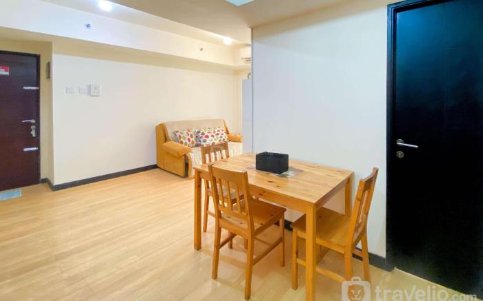 Modern Look 2BR The Wave Kuningan Apt By Travelio