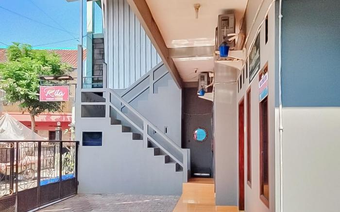 RedDoorz @ Rita Guesthouse Pangandaran