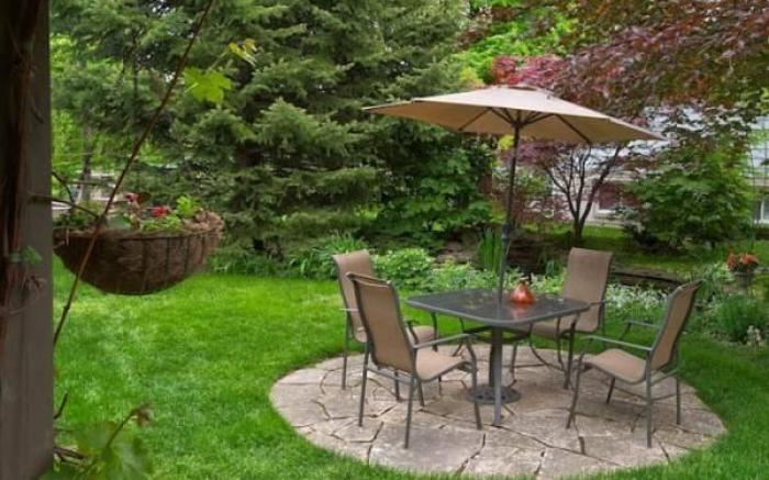 Cedar Gables Bed & Breakfast