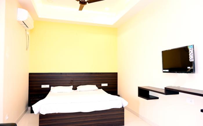 Hotel Satya Inn