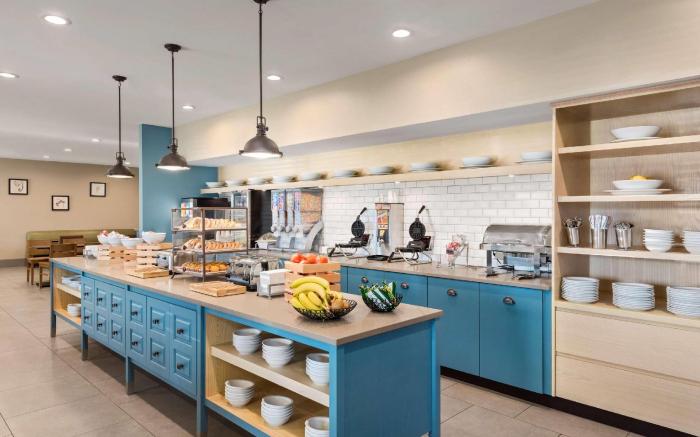 Country Inn & Suites by Radisson, Middletown - Madison West