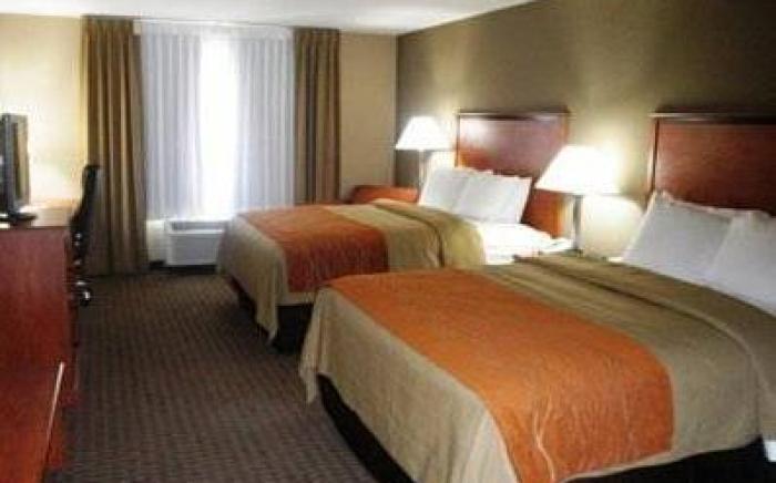 Comfort Inn & Suites Marion I-57