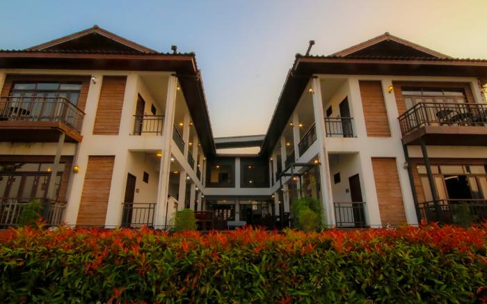 Norn Nab Dao Rimkhong Hotel