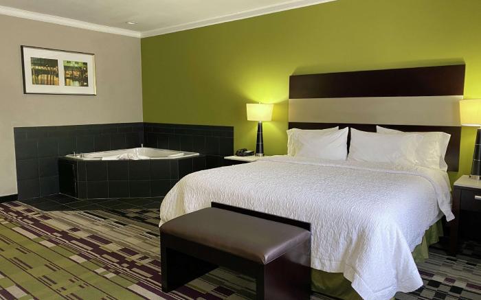 Hampton Inn by Hilton Leesville Fort Johnson