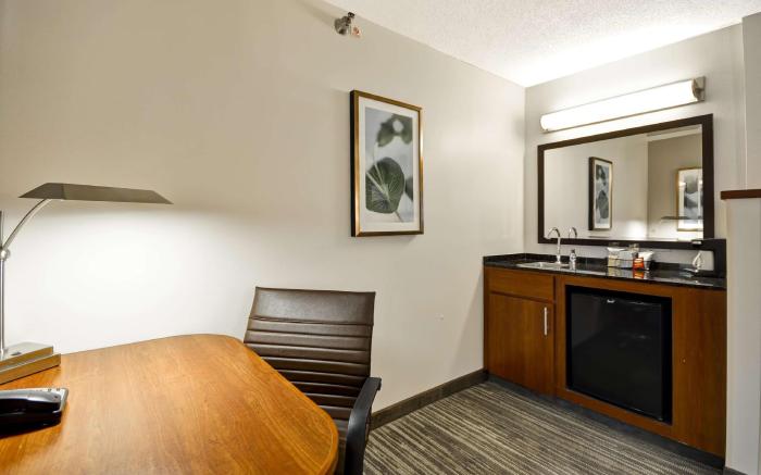 Hyatt Place Overland Prk Metcalf