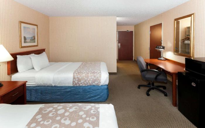 La Quinta Inn & Suites by Wyndham Milwaukee SW New Berlin