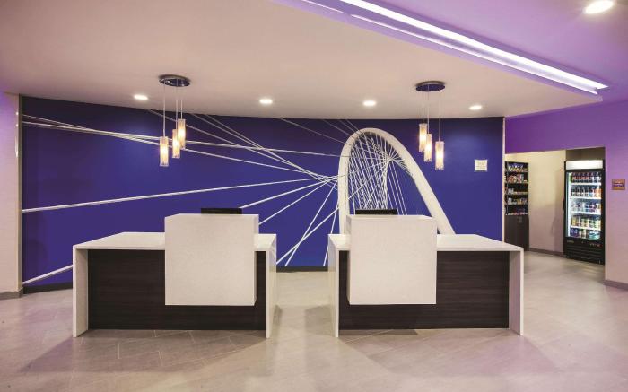 La Quinta Inn & Suites by Wyndham Dallas Northeast-Arboretum