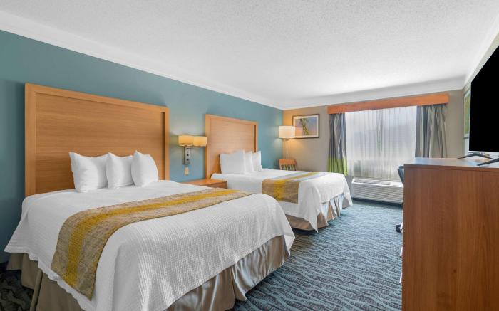 Best Western Plus Executive Court Inn & Conference Center