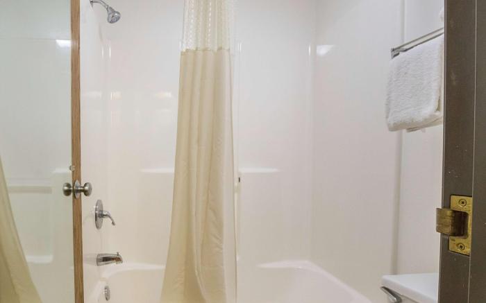 Motel 6 Waterloo, IA - Crossroads Mall - Cedar Falls