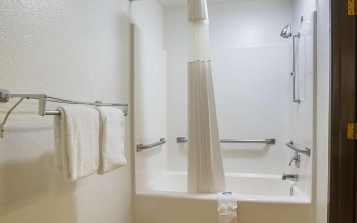 Motel 6 Waterloo, IA - Crossroads Mall - Cedar Falls