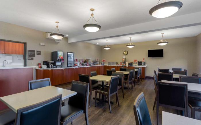 Best Western Plus Park Place Inn and Suites