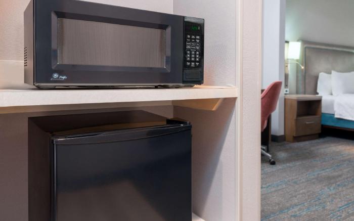 Hampton Inn Bedford Burlington Hotel