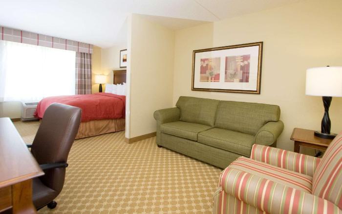 Country Inn & Suites by Radisson, Fredericksburg, VA