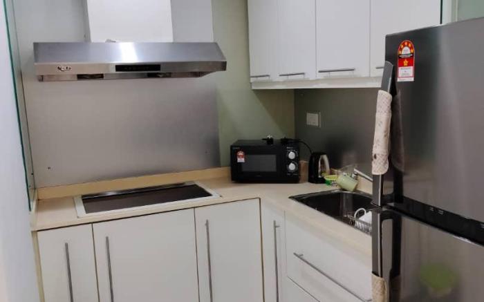 Riverbank Suites Unit 805