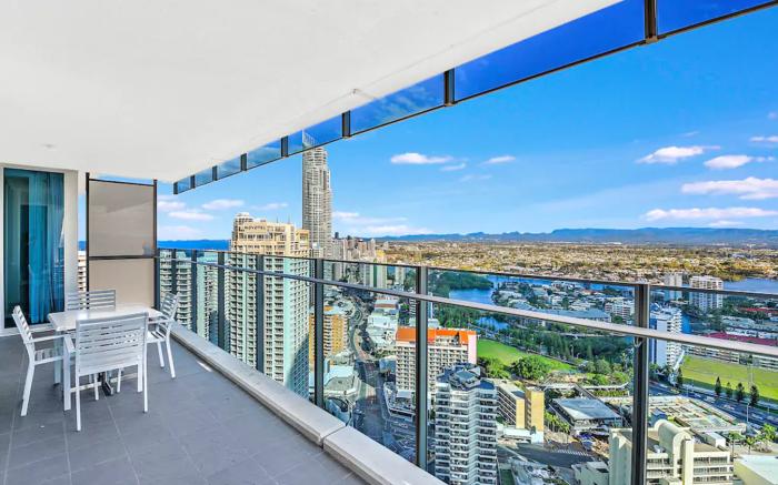 H Luxury Residence Apartments - HP Surfers Paradise
