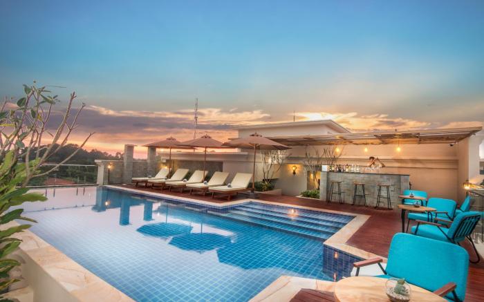 Anachak Angkor Suite